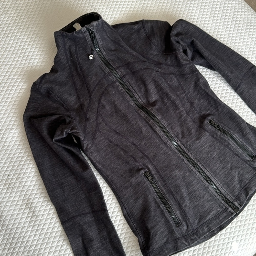 Lululemon Athletica Full-Zip Jacket size 8